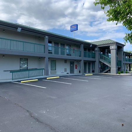Baymont By Wyndham Cave City Exterior foto