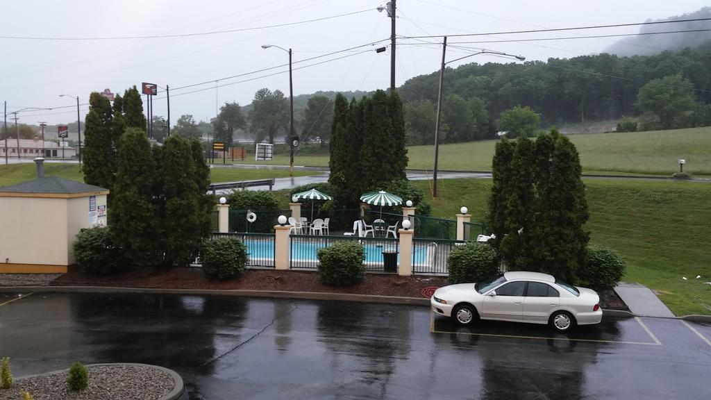 Baymont By Wyndham Cave City Exterior foto